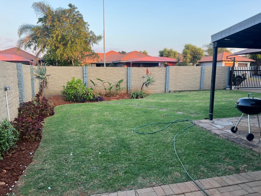 3 Bedroom Property for Sale in Waterkloof North West
